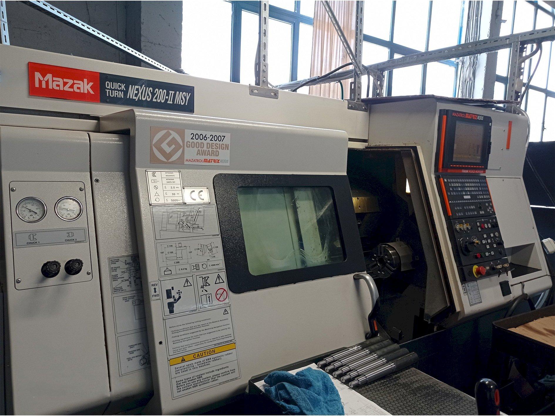 Vista frontale della macchina Mazak Quick Turn Nexus 200-II MSY