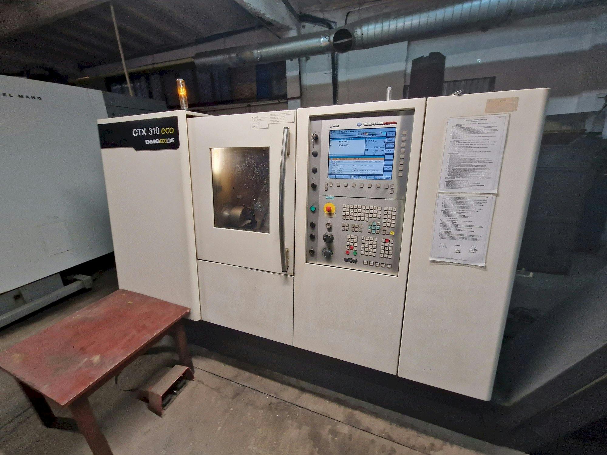 Vista frontale della macchina DMG CTX 310