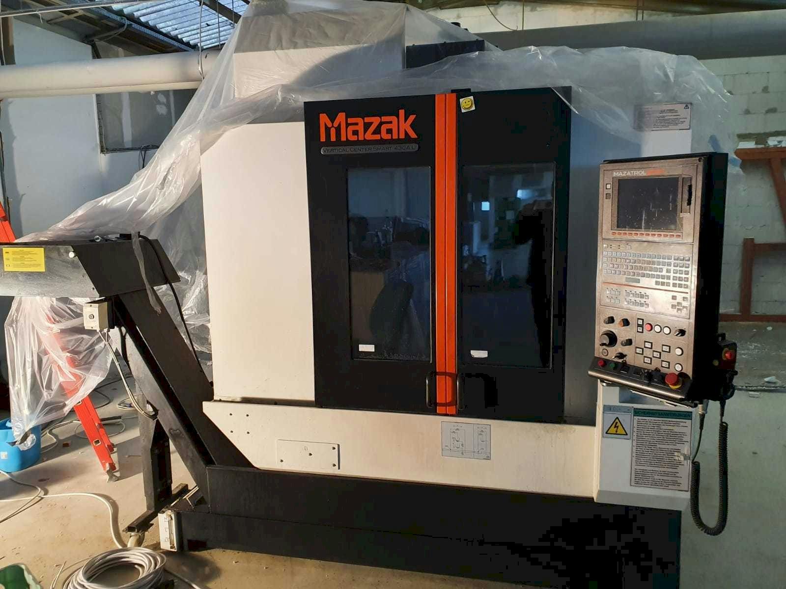 Vista frontale della macchina Mazak VCS 430A L