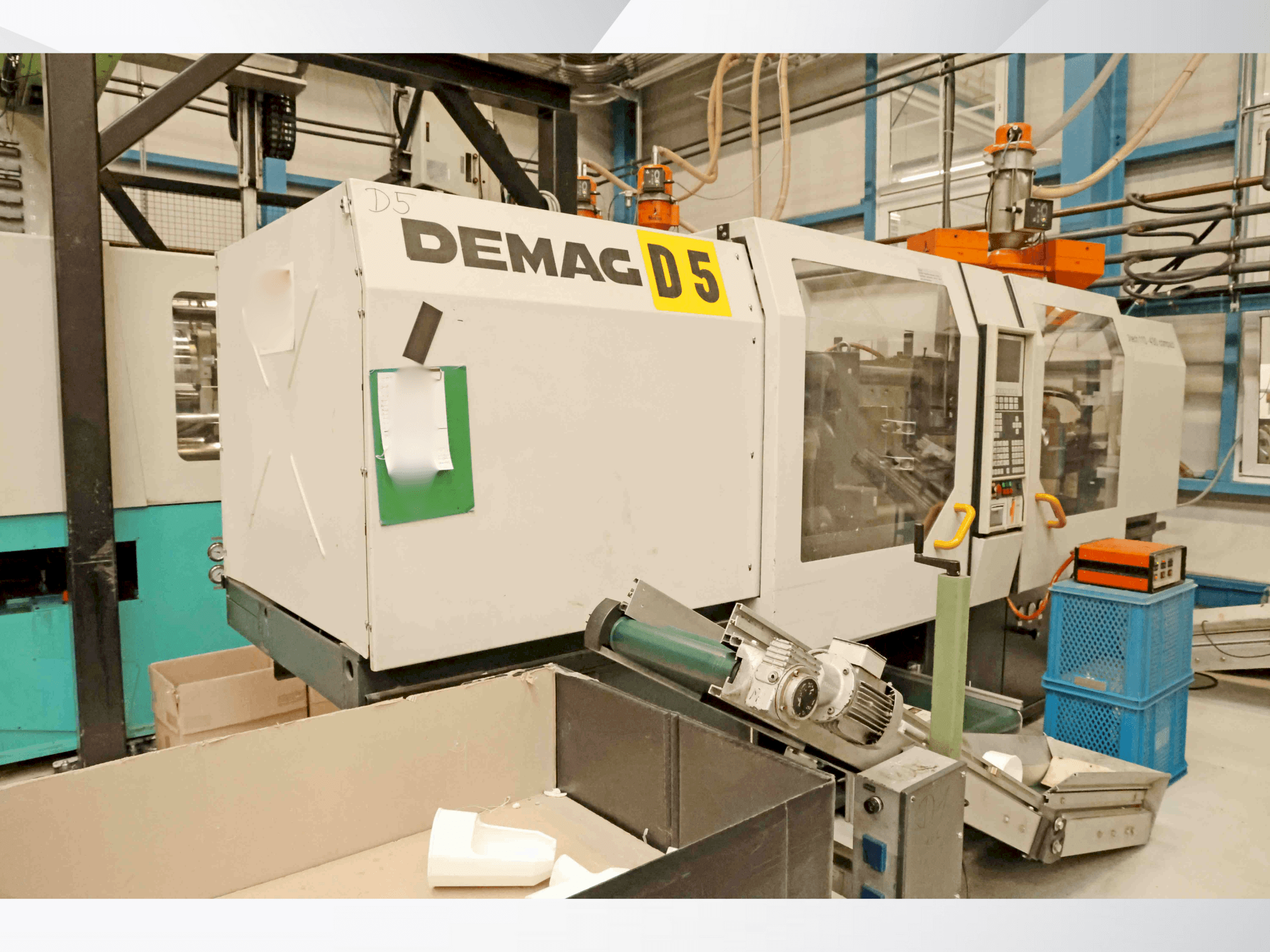 Vista frontale della macchina DEMAG Ergotech 110-430 NC 4 compact