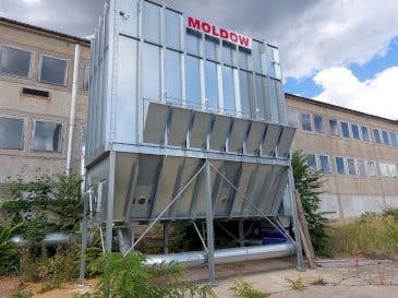 Vista frontale della macchina MOLDOW MHL Casing EXP