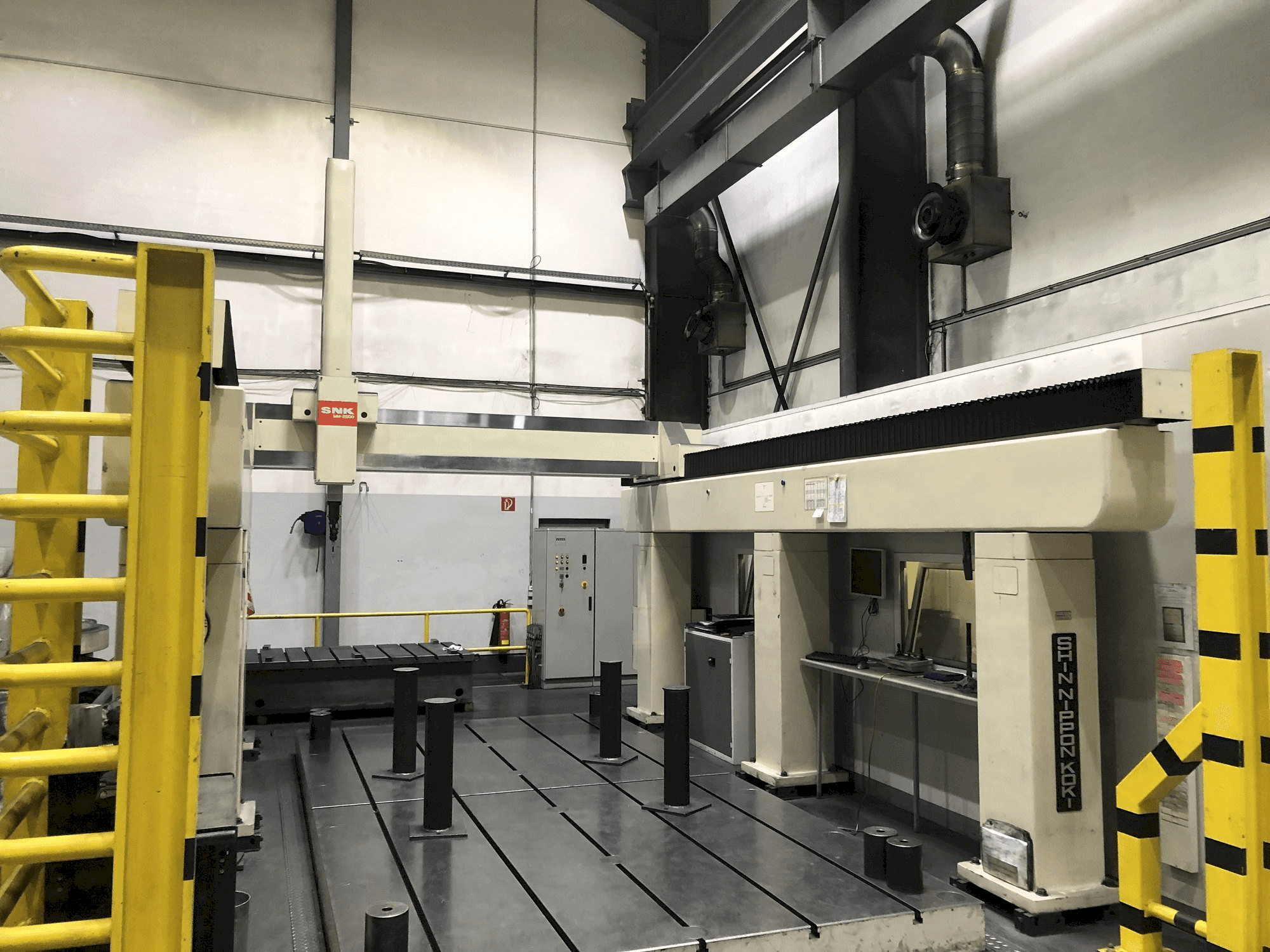 Vista frontale della macchina SNK MM2500